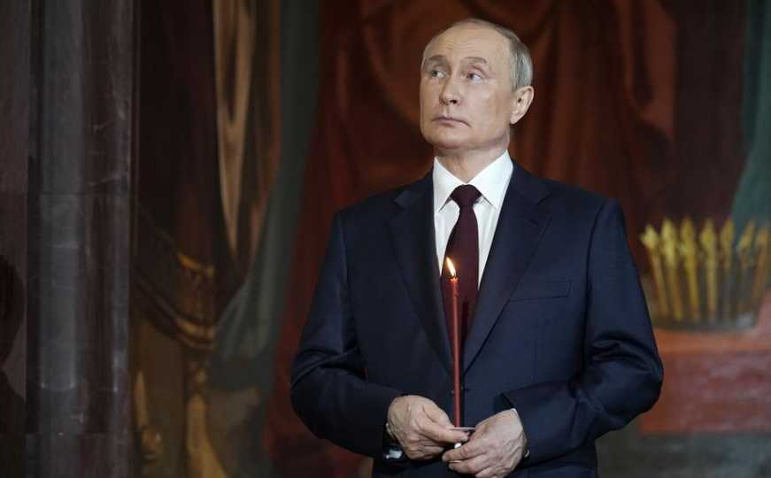 Ukrajinci objavili zanimljivu fotografiju i pitali: Koji od ove trojice je pravi Putin?